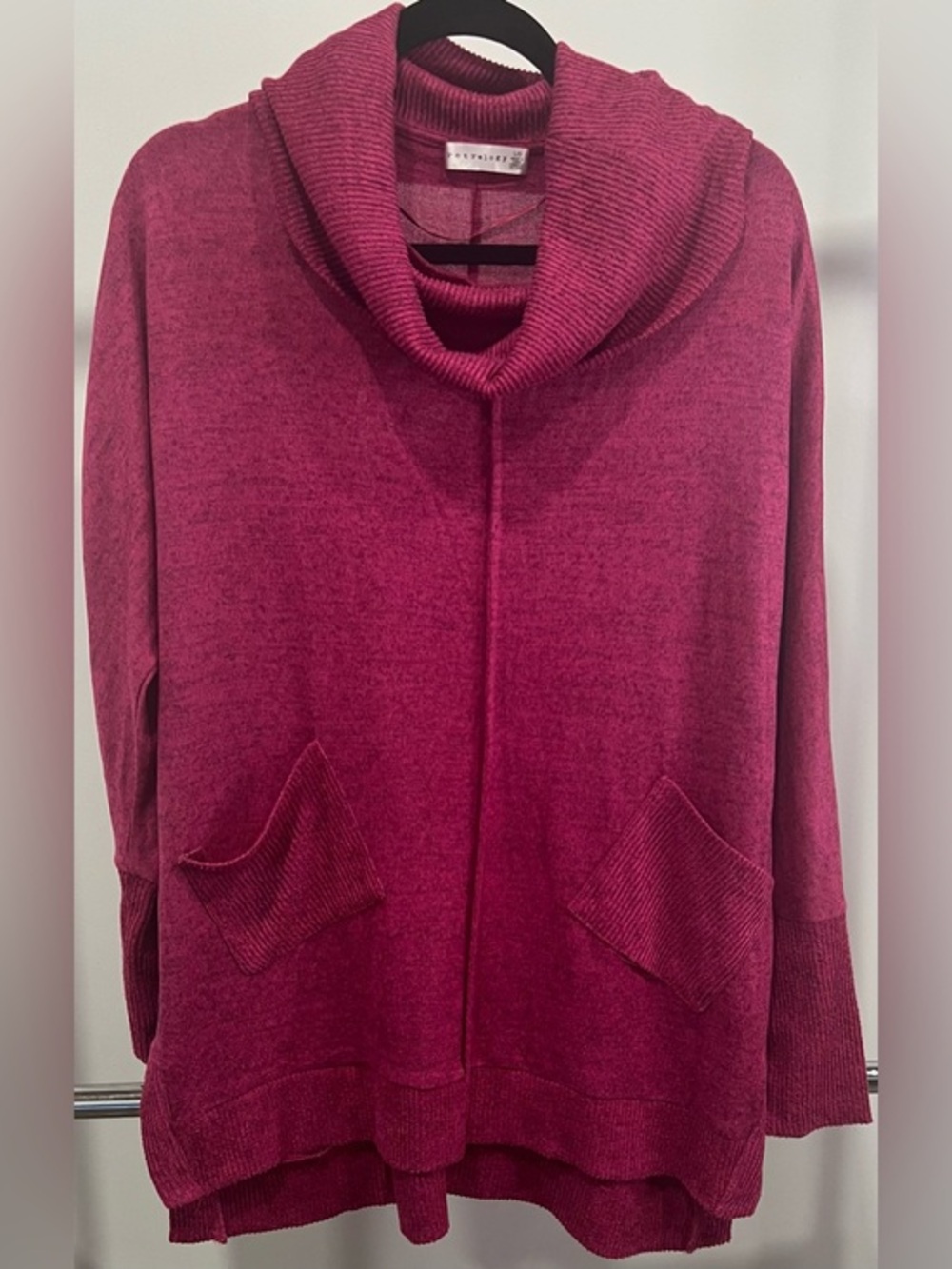 NWT Retrology Knit Size L